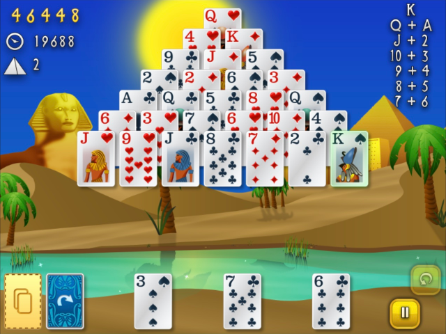 Jogando o jogo de Paciência Pyramid 